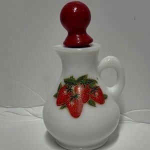 *RARE* Avon Strawberries and Cream Bath Foam jar with lid